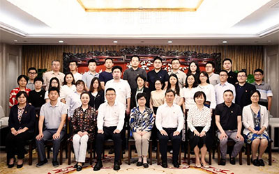 北京注協(xié)黨委副書記、北京評(píng)協(xié)會(huì)長(zhǎng)楊慕彥一行蒞臨中聯(lián)調(diào)研指導(dǎo)黨史學(xué)習(xí)教育并講黨課